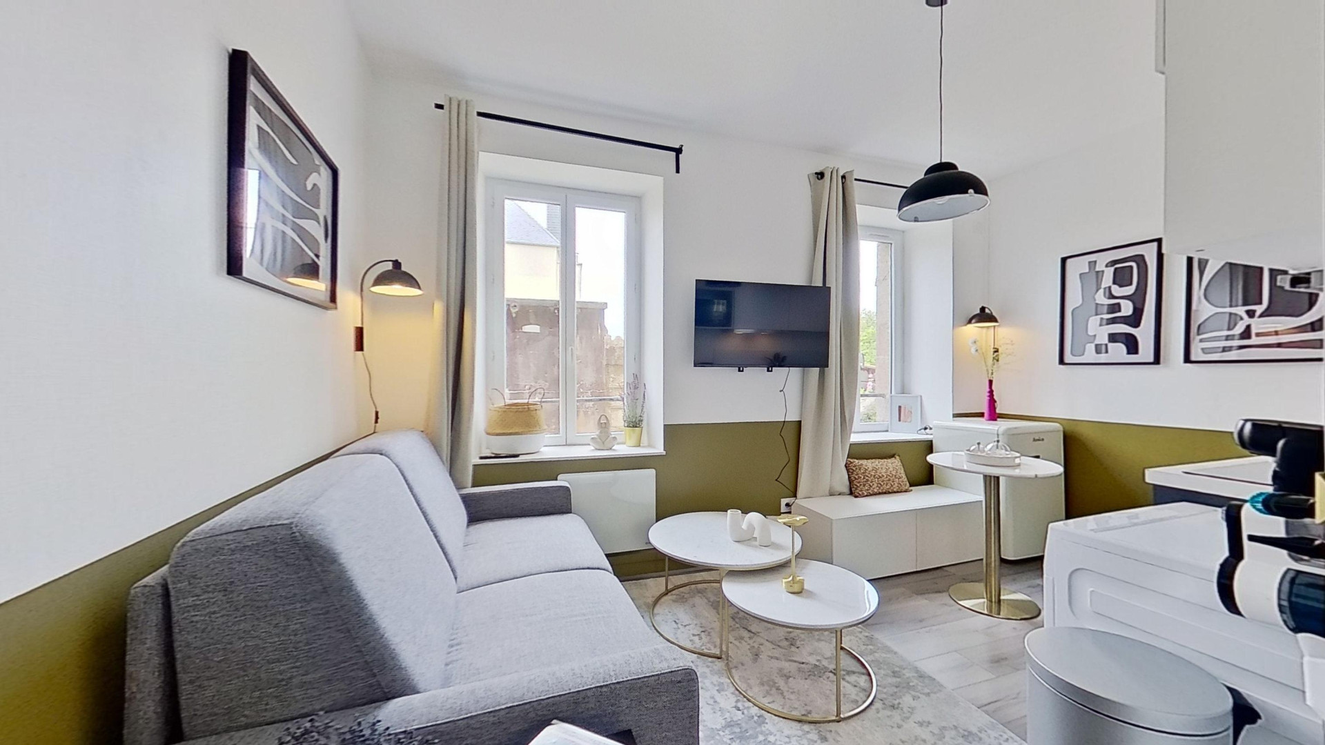 Studio rénové et meublé pour une monolocation